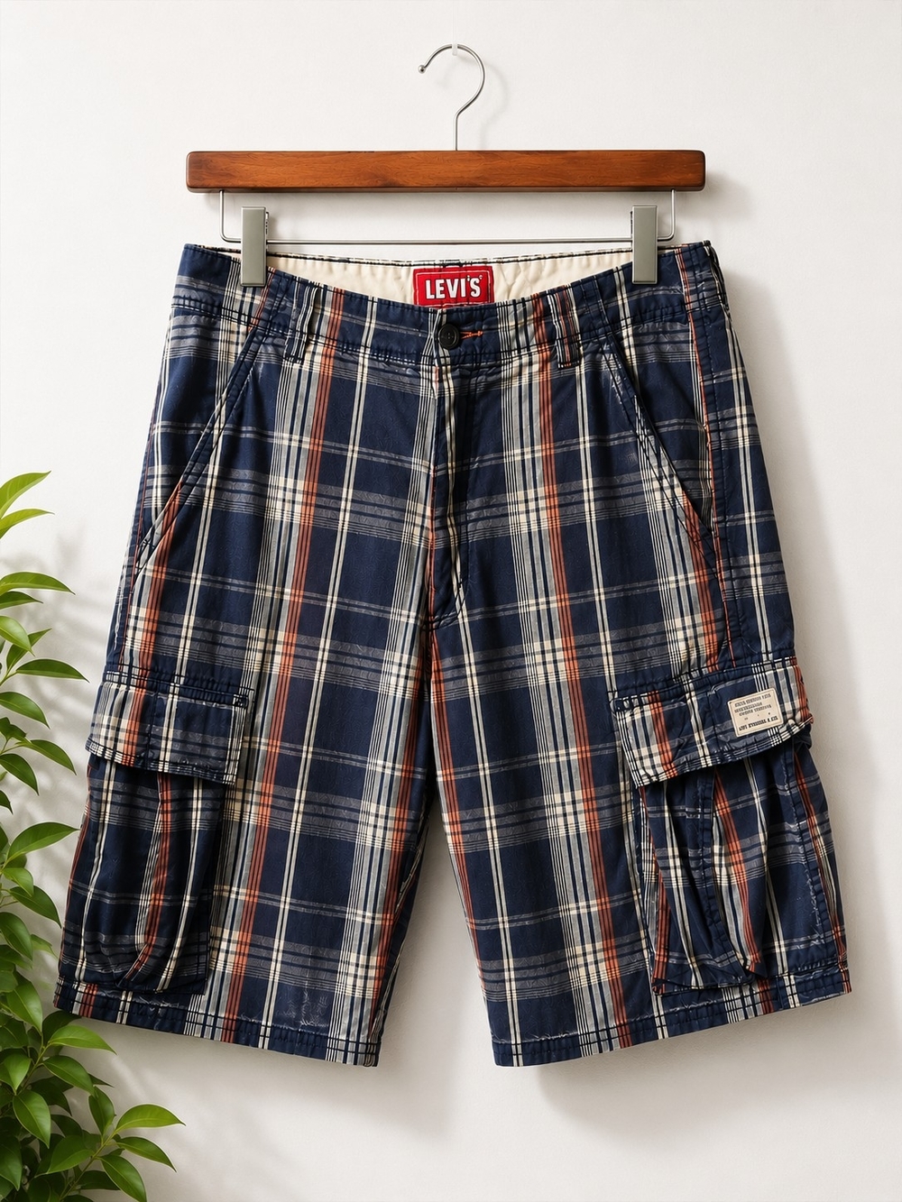 Levi’s Plaid Cargo Shorts W34 Blue Orange Cotton Utility